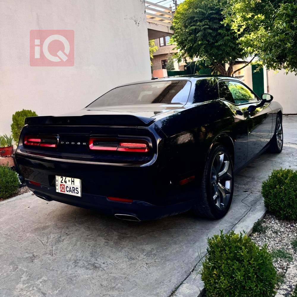 Dodge Challenger